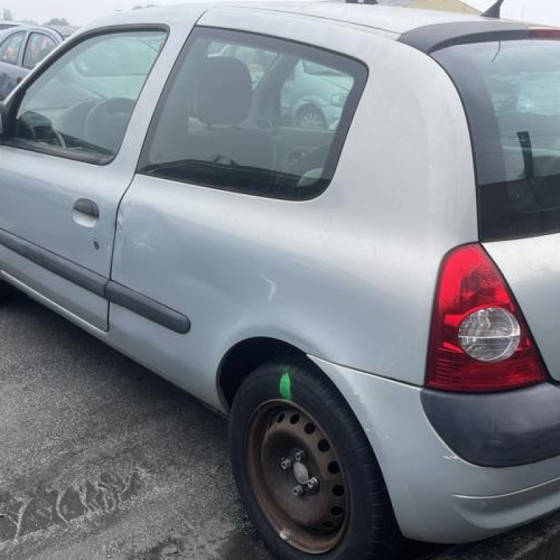 Aile avant droit RENAULT CLIO 2 Photo n°17
