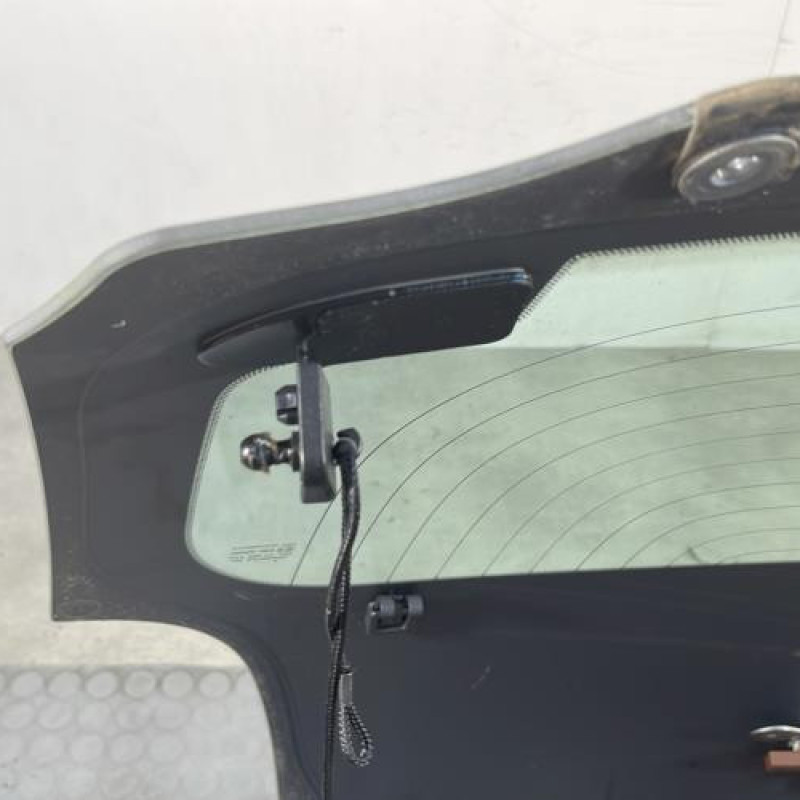 Lunette arriere PEUGEOT 108 Photo n°6