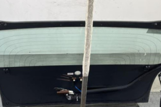 Lunette arriere PEUGEOT 108