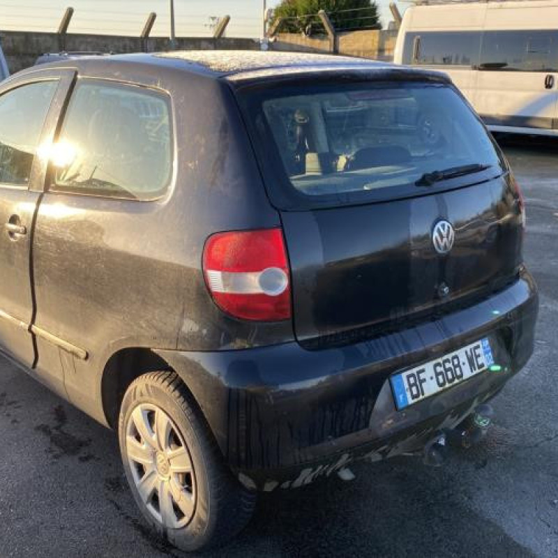 Capot VOLKSWAGEN FOX Photo n°13