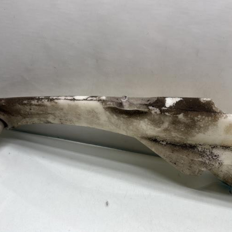 Vase de lave glace RENAULT MEGANE 1 Photo n°3