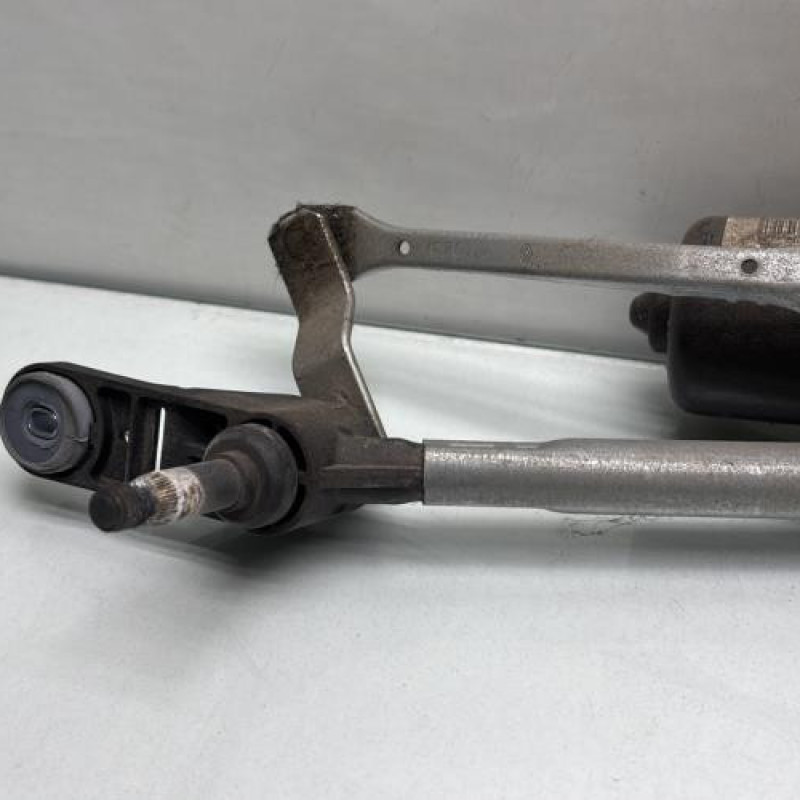 Moteur essuie glace avant RENAULT CLIO 3 Photo n°3