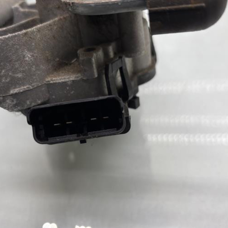 Moteur essuie glace avant RENAULT CLIO 3 Photo n°7