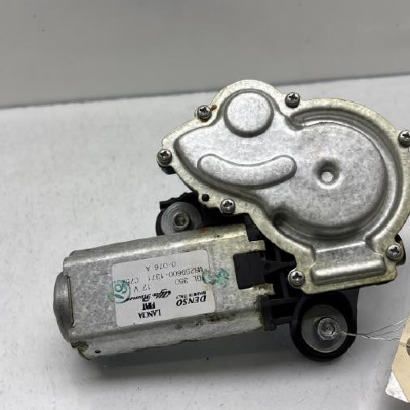 Moteur essuie glace arriere FORD KA 2 Photo n°4