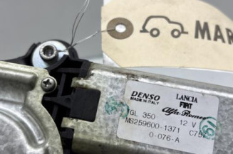 Moteur essuie glace arriere FORD KA 2