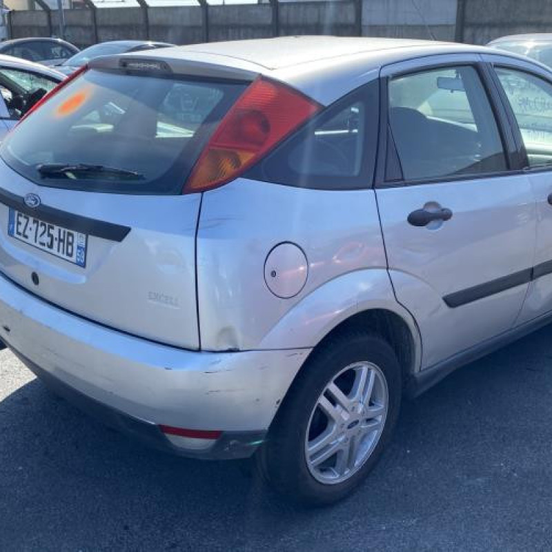 Feu arriere principal gauche (feux) FORD FOCUS 1 Photo n°7