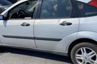 Feu arriere principal gauche (feux) FORD FOCUS 1