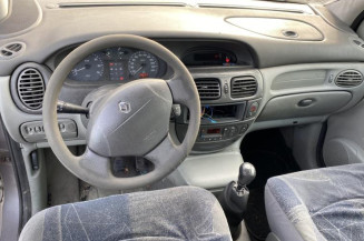 Optique avant principal droit (feux)(phare) RENAULT SCENIC 1
