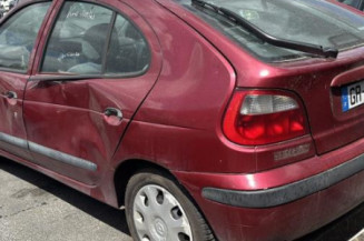 Anti brouillard droit (feux) RENAULT MEGANE 1
