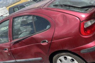 Anti brouillard droit (feux) RENAULT MEGANE 1