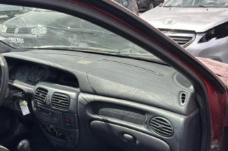 Anti brouillard droit (feux) RENAULT MEGANE 1