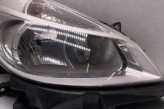 Optique avant principal droit (feux)(phare) RENAULT CLIO 3 Photo n°1