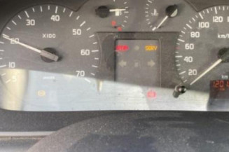 Aile avant gauche RENAULT MEGANE 1