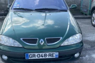 Aile avant gauche RENAULT MEGANE 1