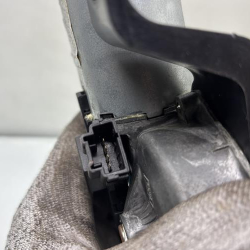 Moteur essuie glace arriere MERCEDES CLASSE B 245 Photo n°3
