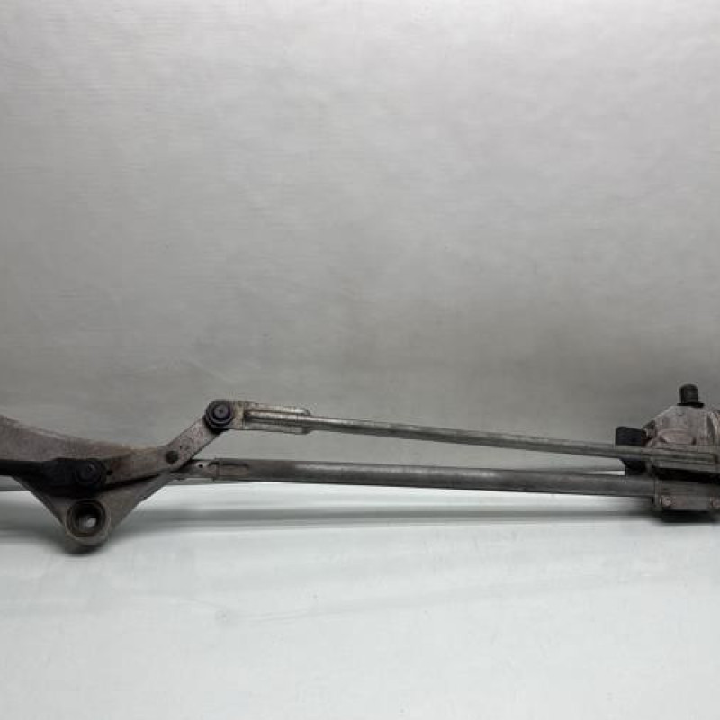 Moteur essuie glace avant MERCEDES CLASSE B 245 Photo n°1