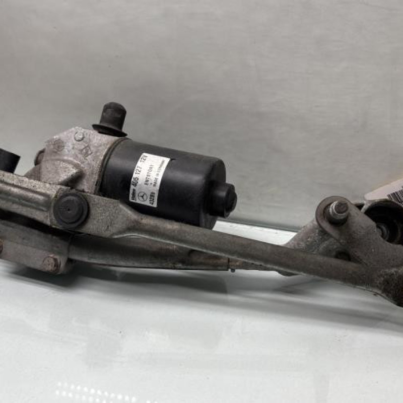 Moteur essuie glace avant MERCEDES CLASSE B 245 Photo n°3