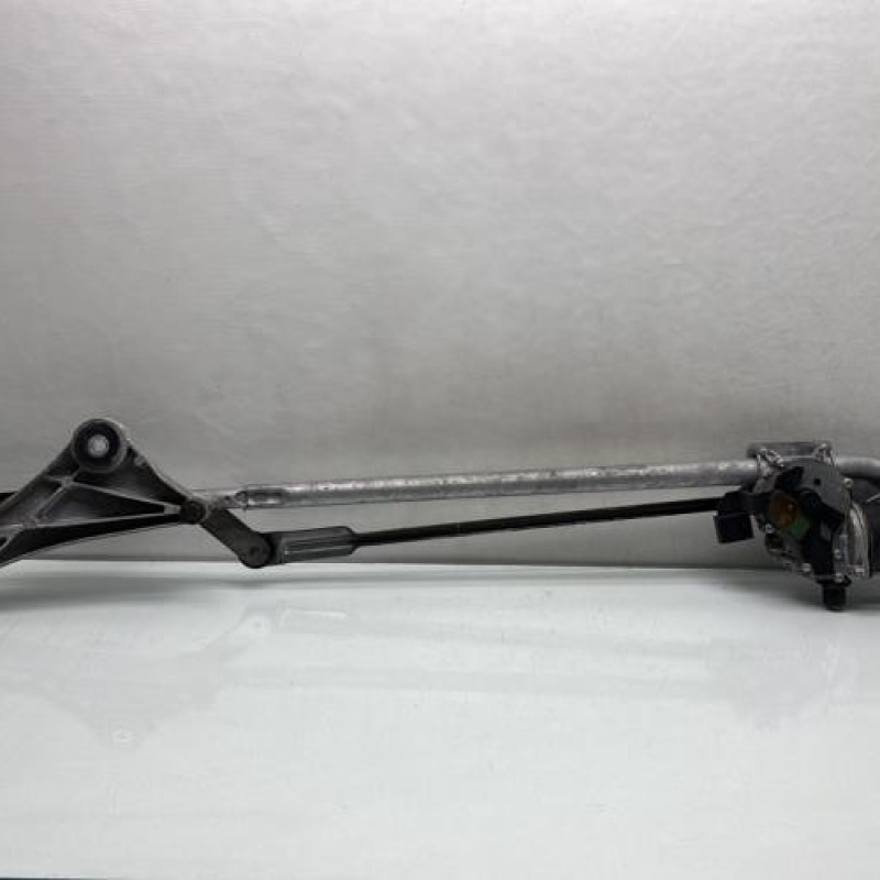 Moteur essuie glace avant MERCEDES CLASSE B 245 Photo n°4