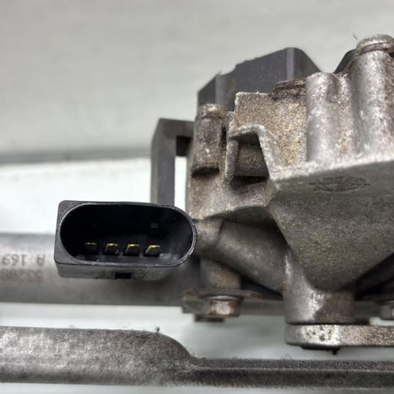 Moteur essuie glace avant MERCEDES CLASSE B 245 Photo n°5