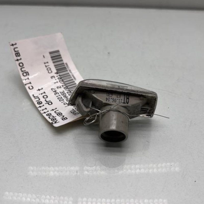 Repetiteur clignotant avant droit  (Feux) OPEL CORSA D Photo n°2