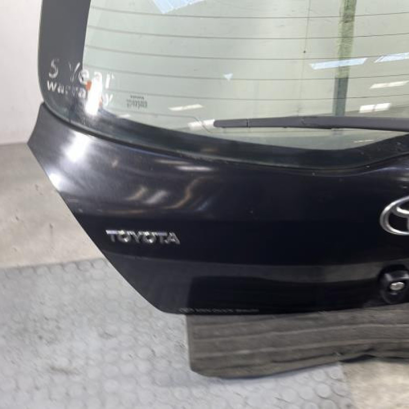 Malle/Hayon arriere TOYOTA YARIS 2 Photo n°5