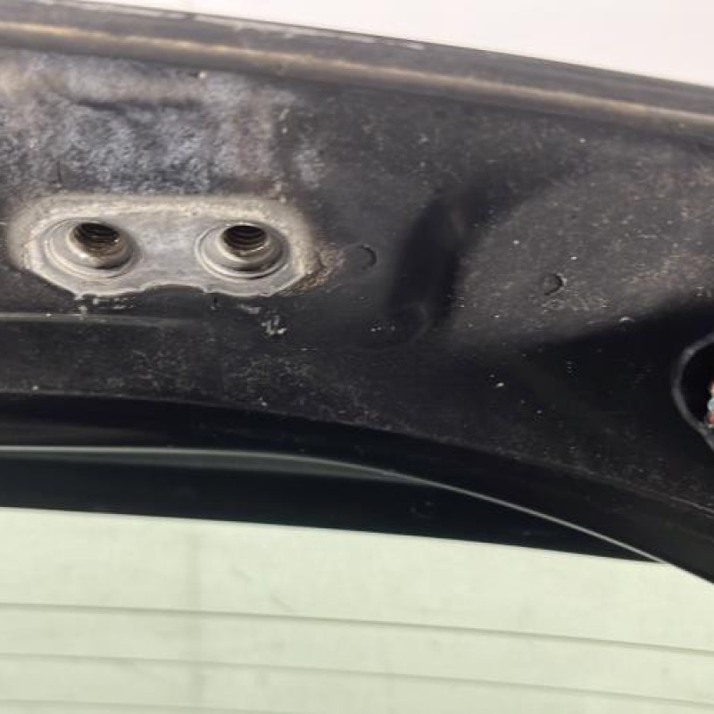 Malle/Hayon arriere TOYOTA YARIS 2 Photo n°6