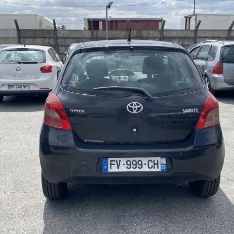 Malle/Hayon arriere TOYOTA YARIS 2 Photo n°15