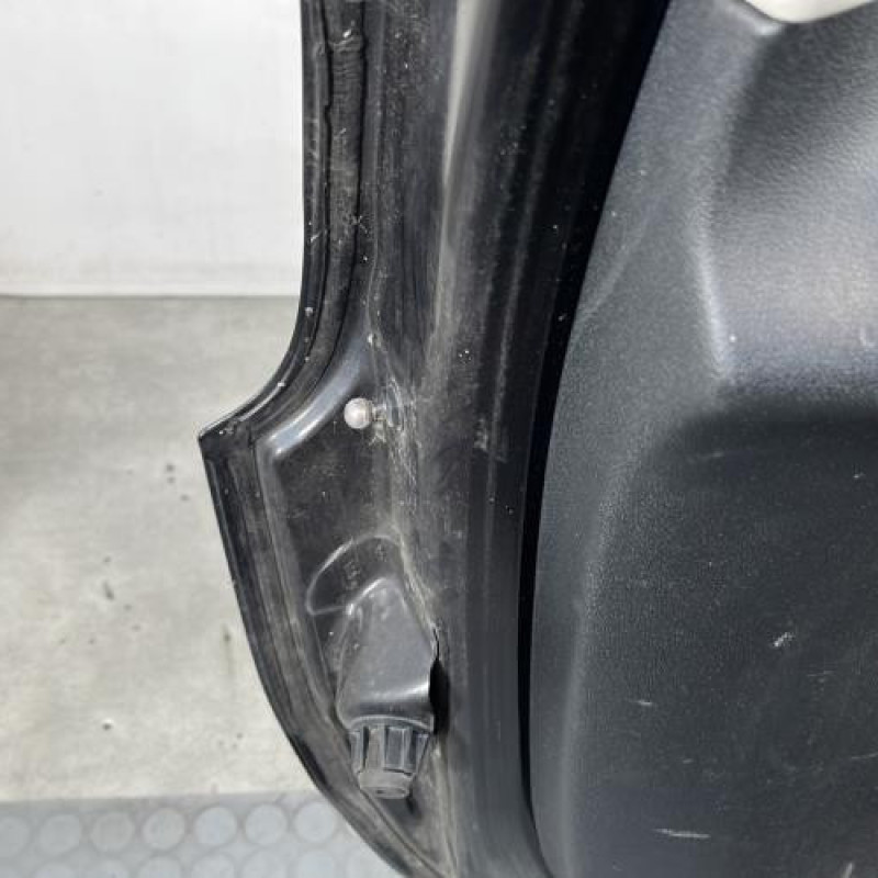 Malle/Hayon arriere RENAULT GRAND SCENIC 3 Photo n°9