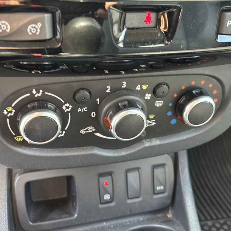 DACIA DUSTER 1 PHASE 2 1.5 DCI - 8V TURBO Photo n°18