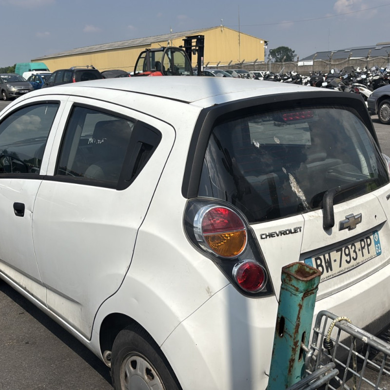CHEVROLET SPARK PHASE 1 1.0i - 16V Photo n°15