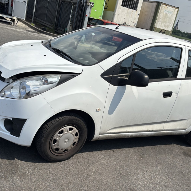 CHEVROLET SPARK PHASE 1 1.0i - 16V Photo n°18