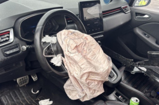 RENAULT CLIO 5 1.3i - 16V TURBO TCE 130 HYBRID E-TECH