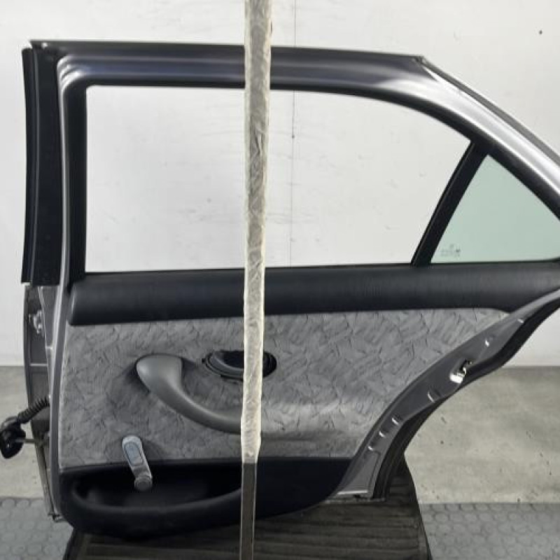 Porte arriere droit PEUGEOT 406 Photo n°8