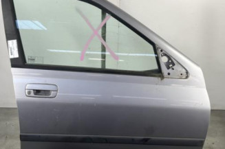Porte avant droit PEUGEOT 406 Photo n°1