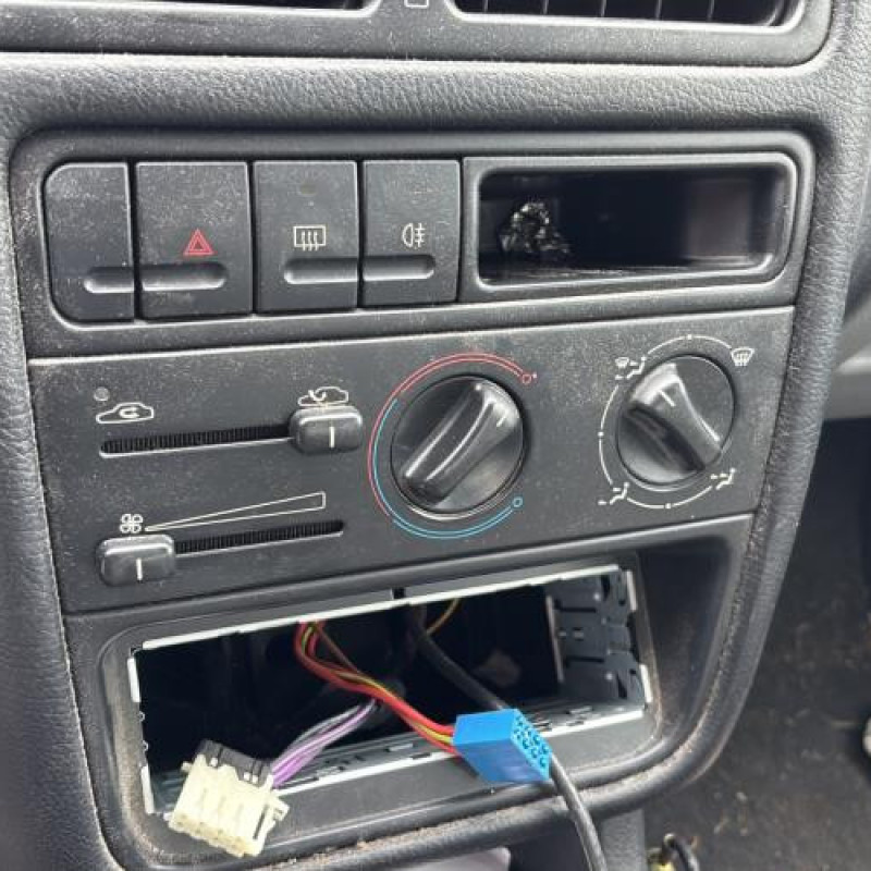 Porte avant droit PEUGEOT 406 Photo n°15