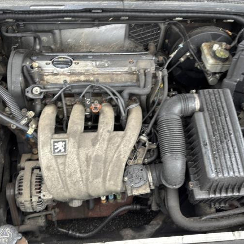 Porte avant droit PEUGEOT 406 Photo n°18