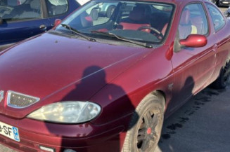 Porte avant droit RENAULT MEGANE 1