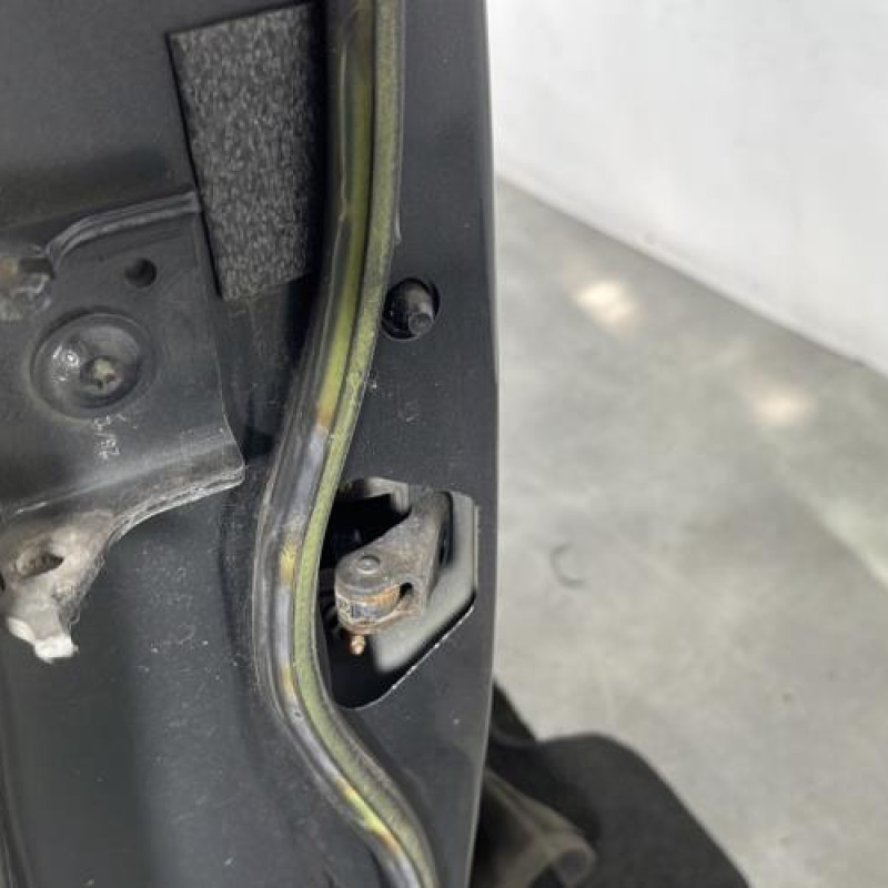 Porte avant droit CITROEN C4 2 Photo n°4