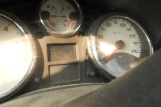 Pare choc arriere PEUGEOT 207