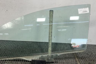 Vitre avant gauche VOLKSWAGEN FOX Photo n°1