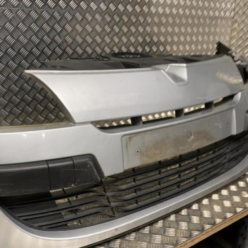 Pare choc avant RENAULT MEGANE 3 Photo n°6