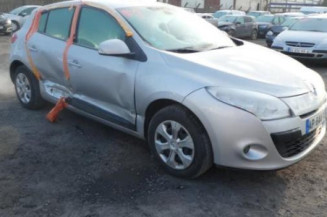 Pare choc avant RENAULT MEGANE 3