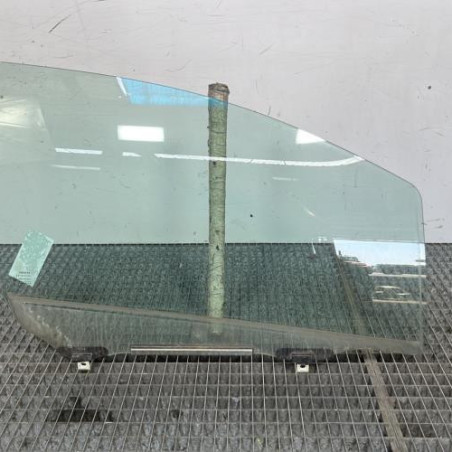 Vitre avant droit TOYOTA YARIS 2 Photo n°1