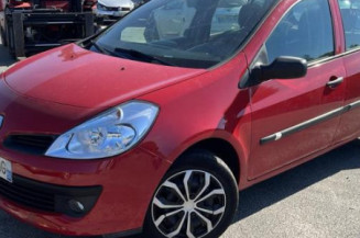 Pare choc avant RENAULT CLIO 3