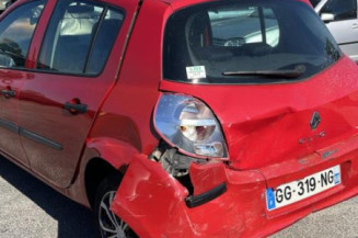Pare choc avant RENAULT CLIO 3