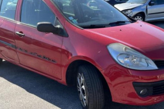 Pare choc avant RENAULT CLIO 3