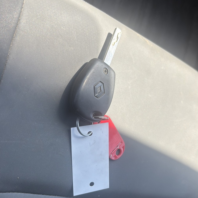 RENAULT MASTER 3 PHASE 3 2.3 BLUE DCI - 16V TURBO Photo n°21