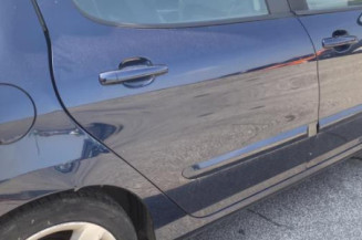Pare choc avant PEUGEOT 308 1