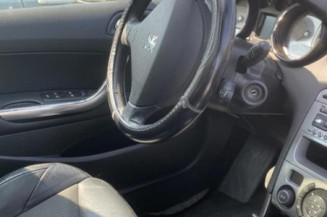 Pare choc avant PEUGEOT 308 1
