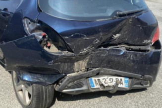 Pare choc avant PEUGEOT 308 1